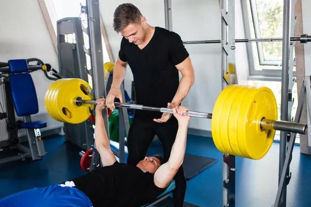 decline bench press
